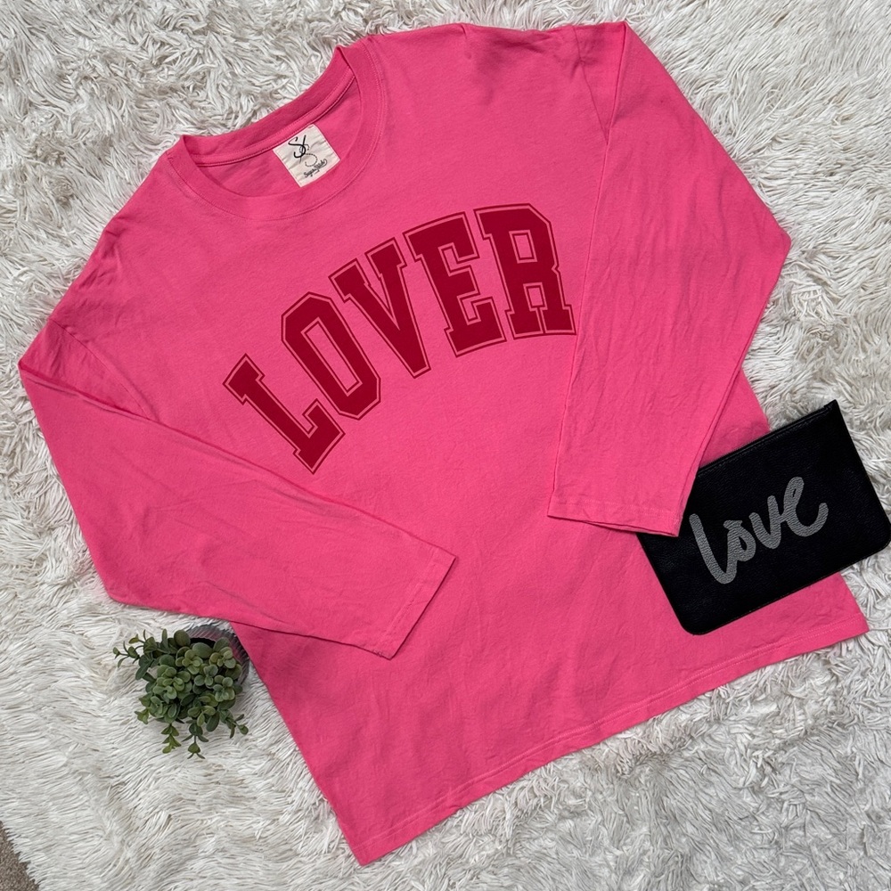 Sugar Stitch 'LOVER' Graphic Tee 💗 Pink & Red